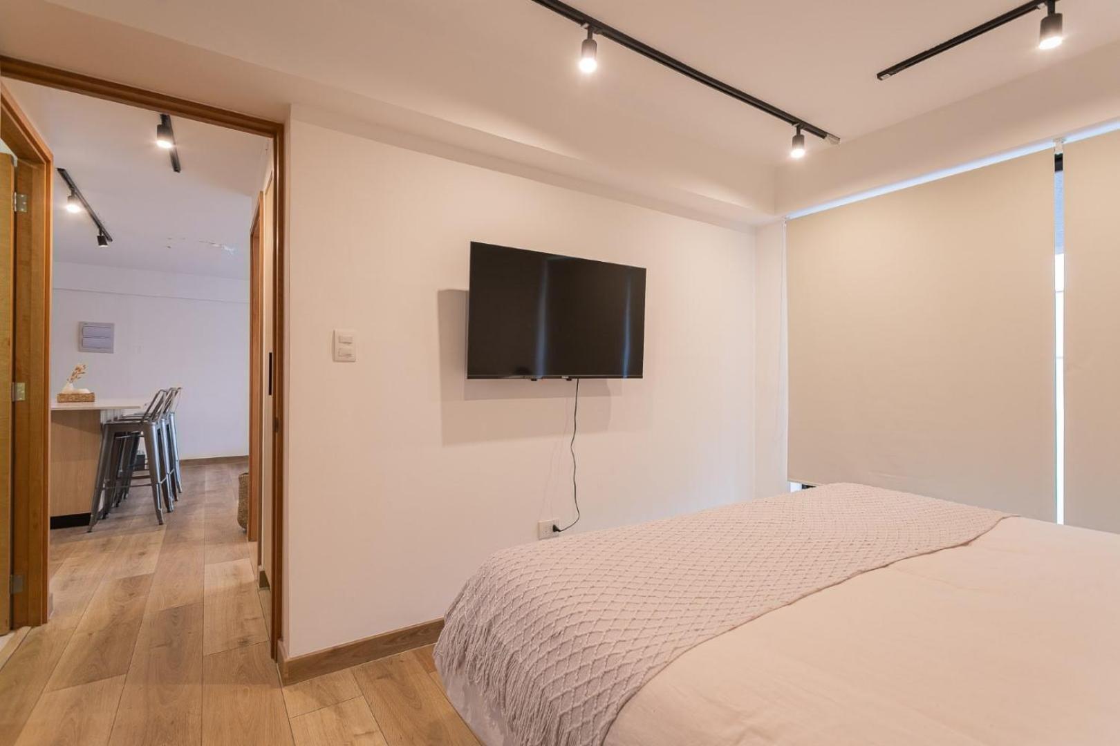Apartment Unwind And Refresh In A Spacious 2-bedroom For 4